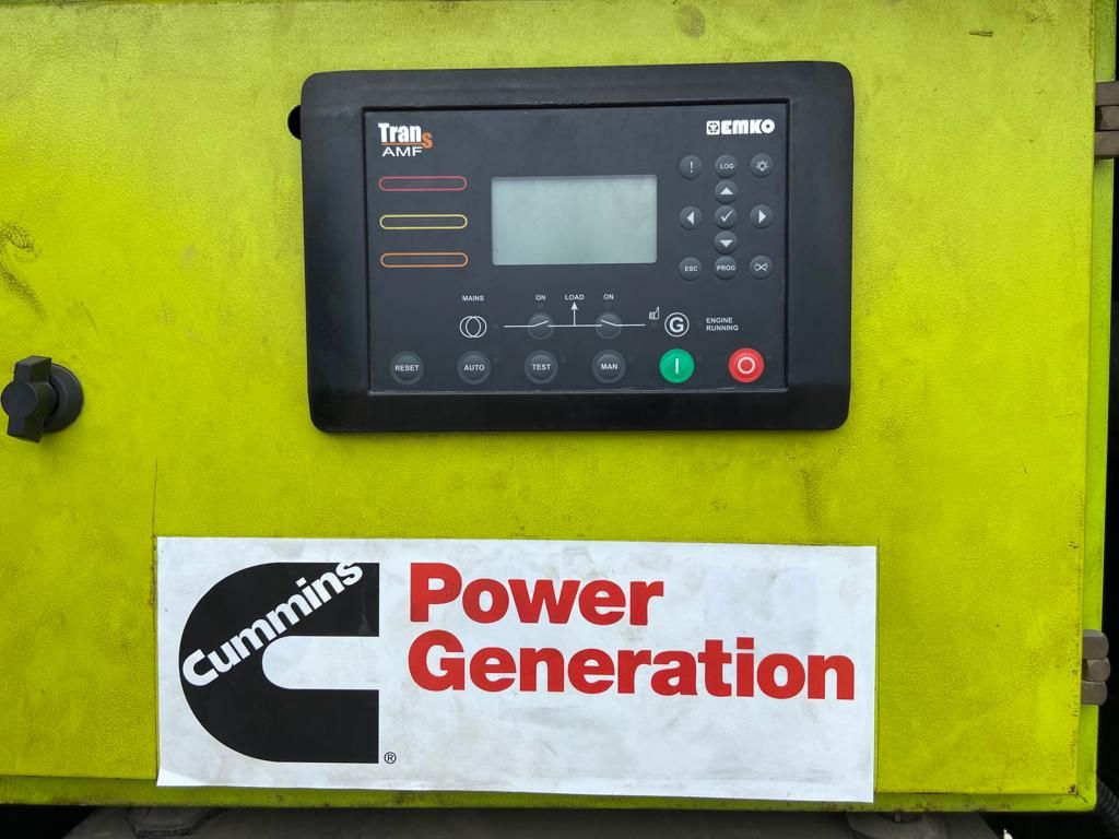 CUMMİNS 250 KVA KABİNLİ